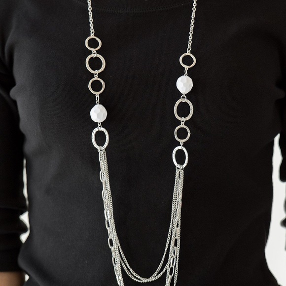 Set of 4 necklace & earring combos. - Picture 9 of 13